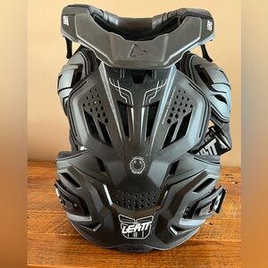 Leatt Fusion Vest 3.0 Neck Brace and Chest Protector